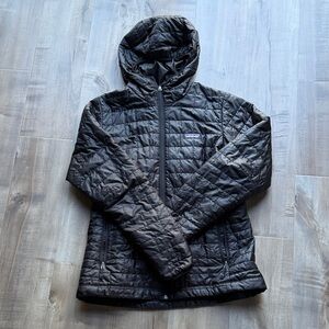 Patagonia Black Quilted Nano Puff - Medium